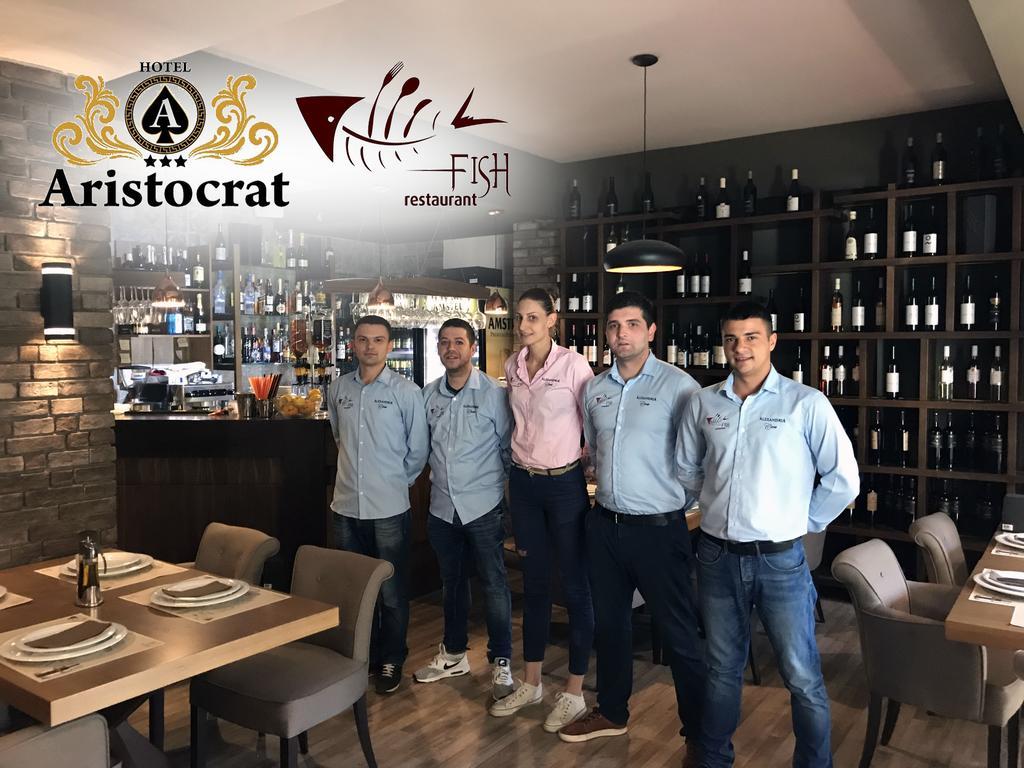 Hotel Aristocrat & Fish Restaurant Skopje Ngoại thất bức ảnh